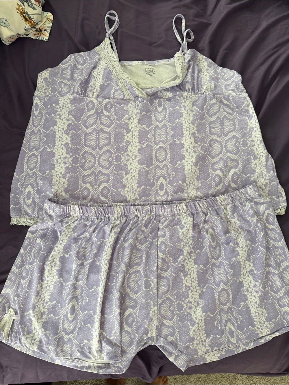 Studio Badgley Mischka Lilac and Cream Lace-Trim Cami & Shorts PJs Size XL